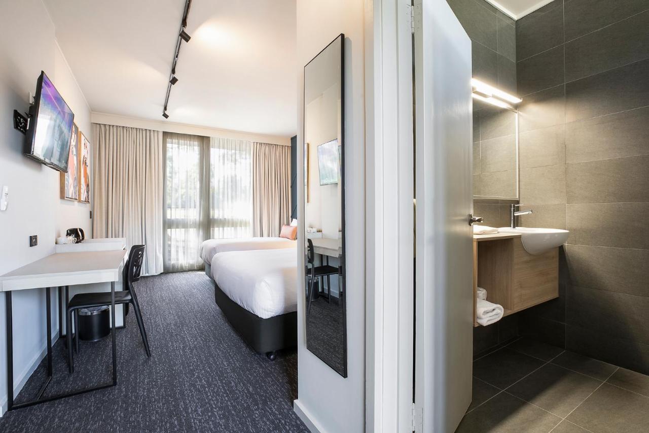 Sandown Park Hotel Noble Park Eksteriør bilde