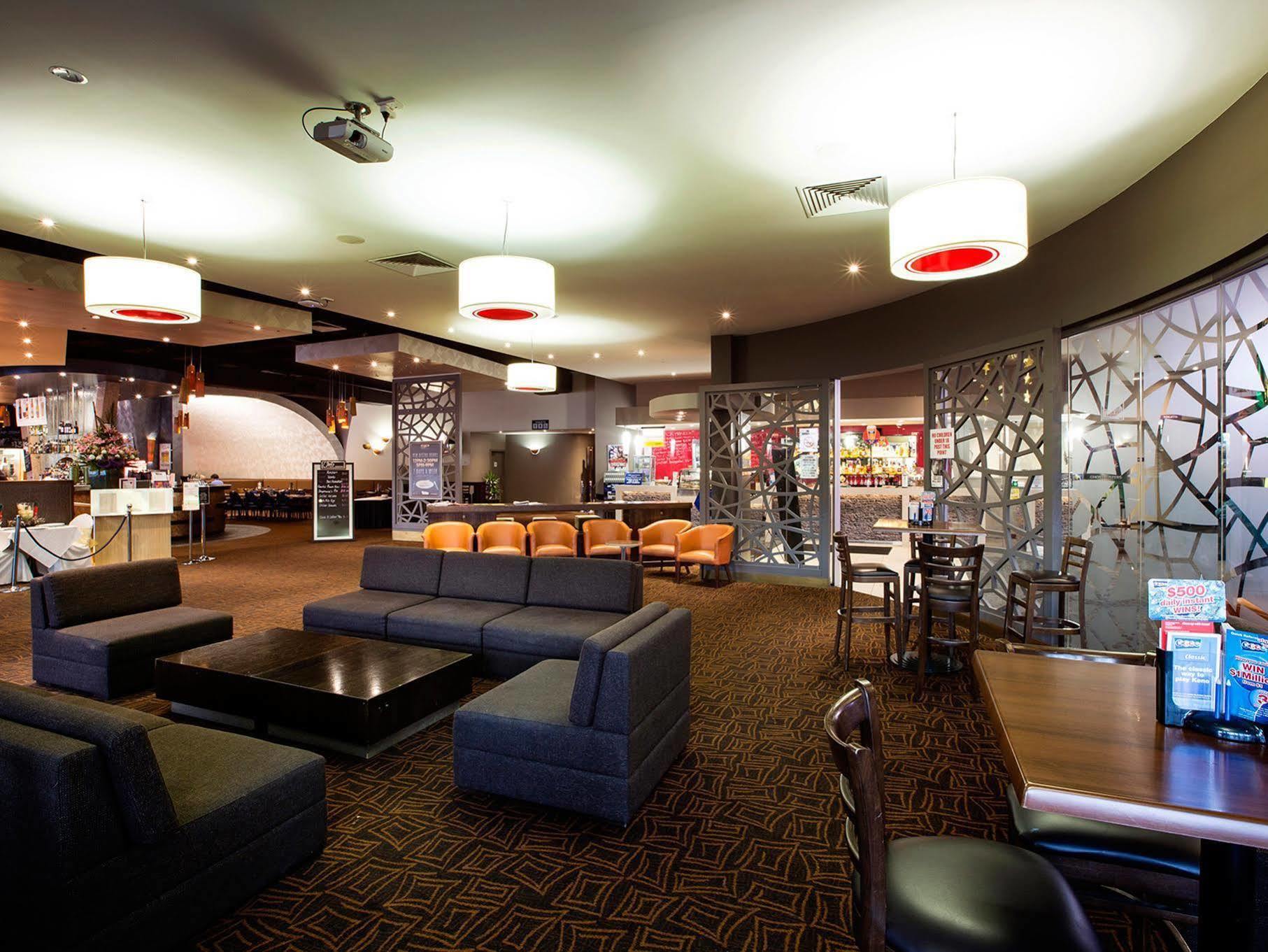 Sandown Park Hotel Noble Park Eksteriør bilde