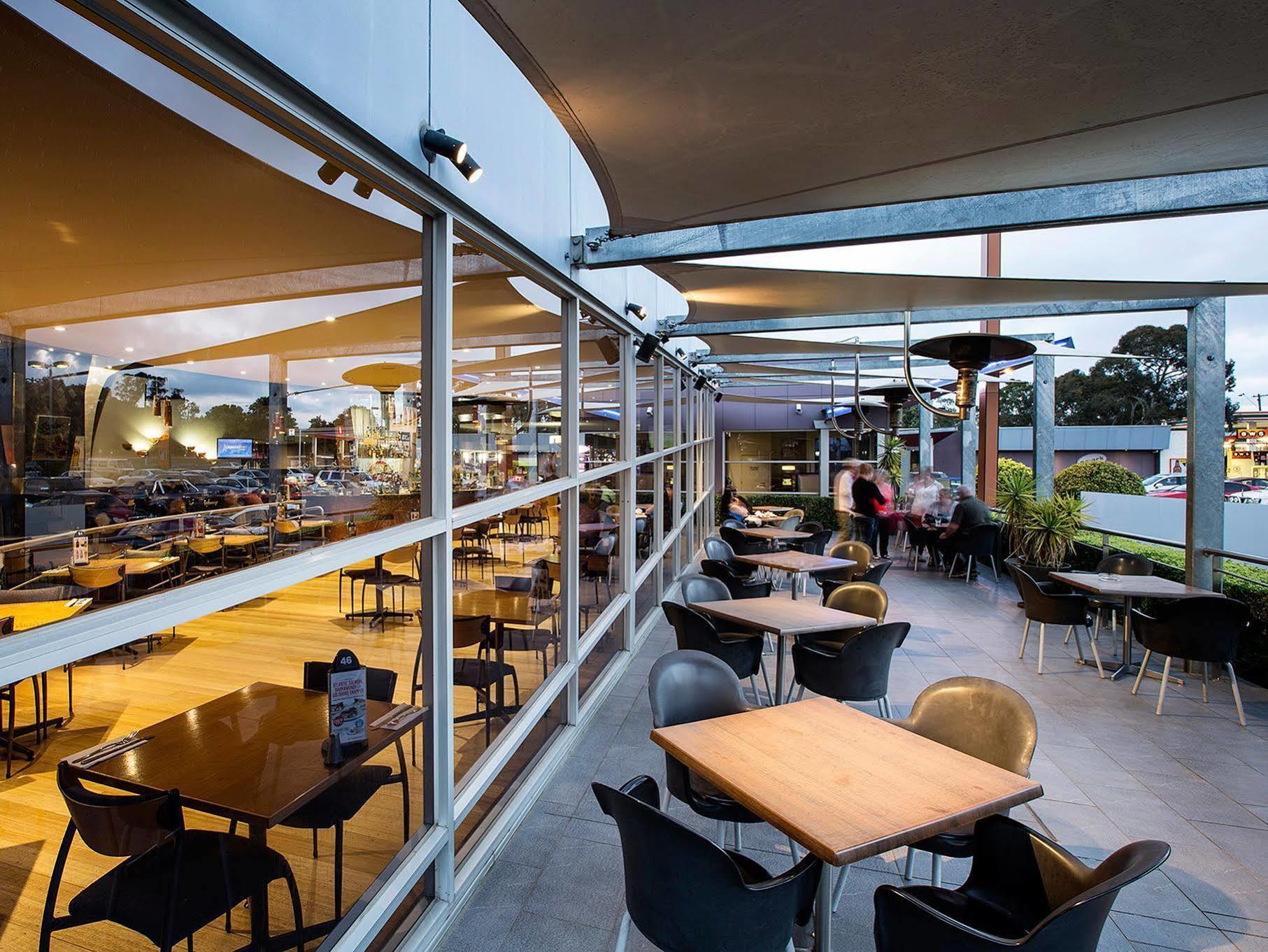 Sandown Park Hotel Noble Park Eksteriør bilde